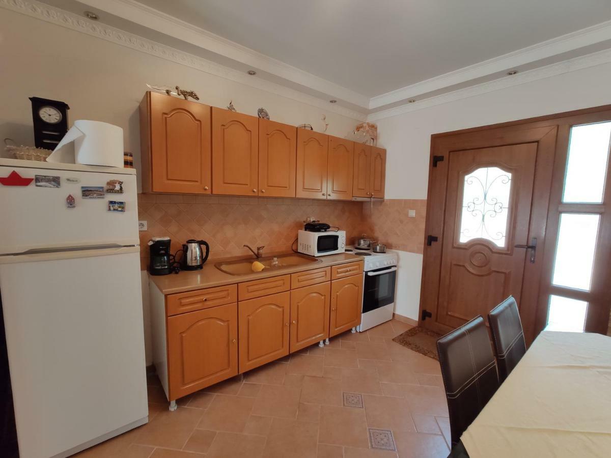 Elpida Apartment Limenas  Ngoại thất bức ảnh